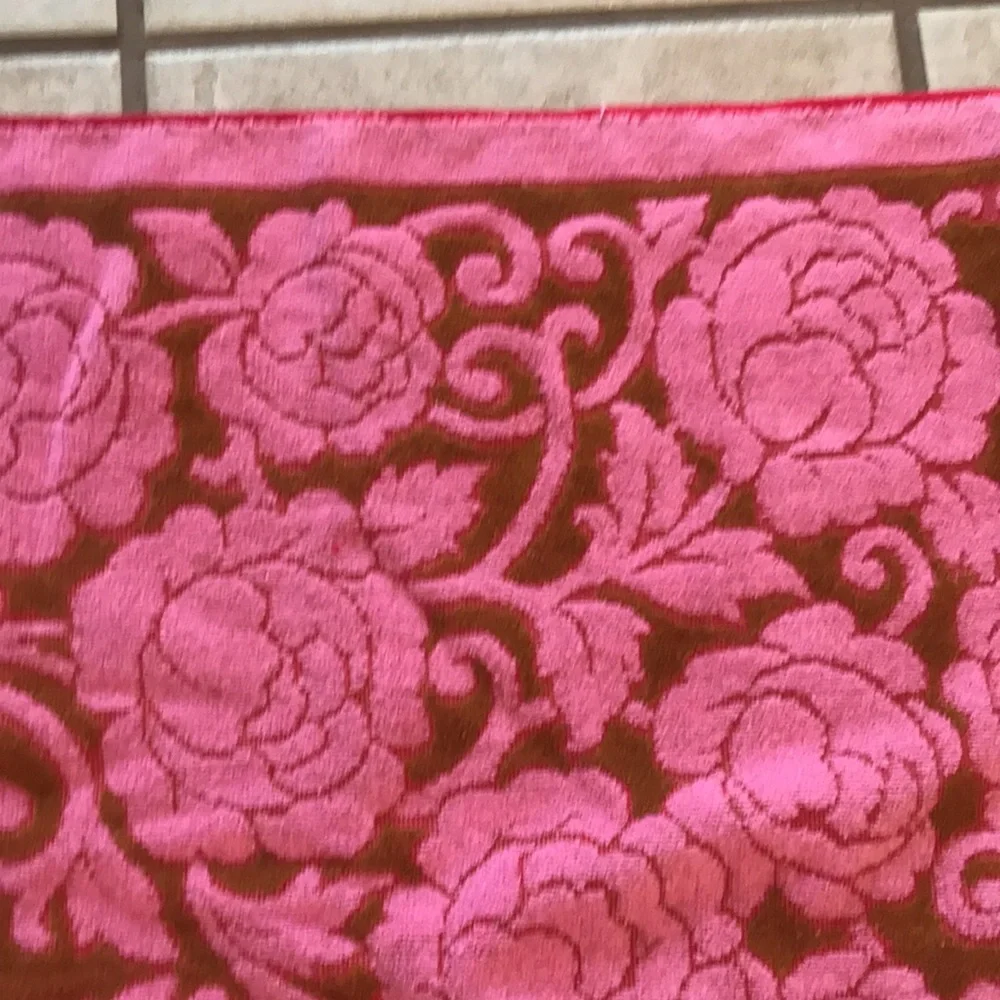 Vintage Fieldcrest Made USA Red Pink Floral Brown Fringe Bath Towel